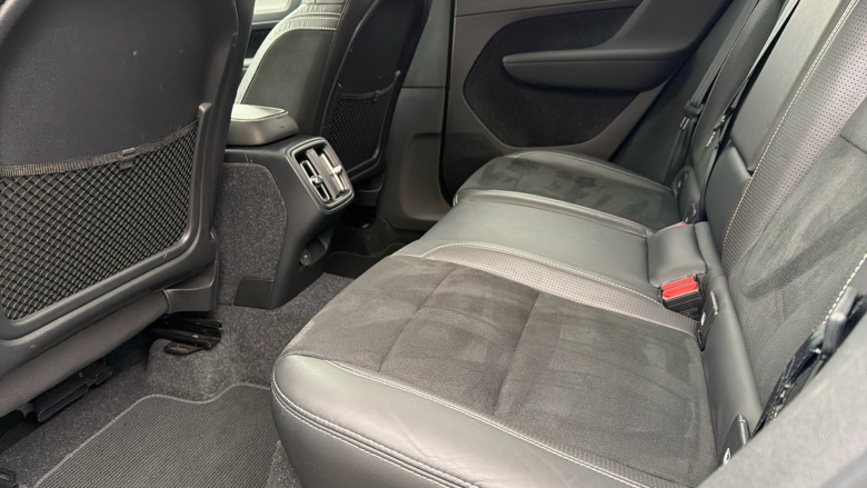 Volvo Xc40 2.0 D4 [190] R DESIGN Pro 5dr AWD Geartronic Diesel Estate